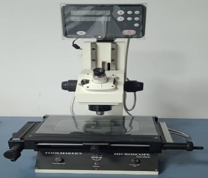 Toolmaker Microscope Model No. RTM-901