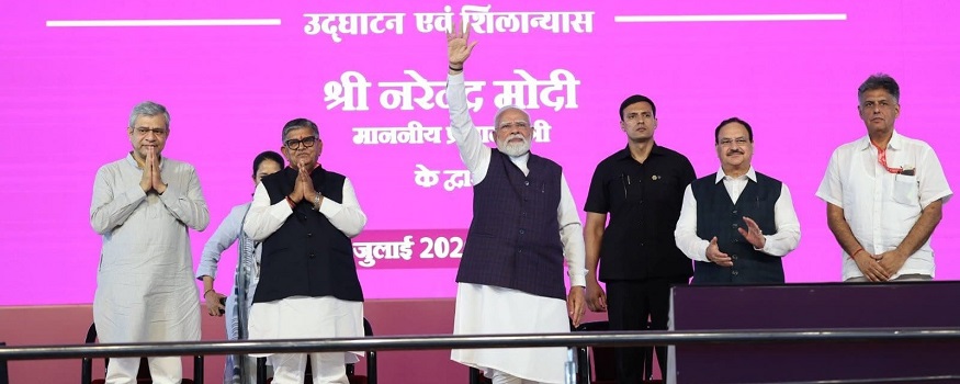 PM-Modi-Inaugurates-PEC-hostel