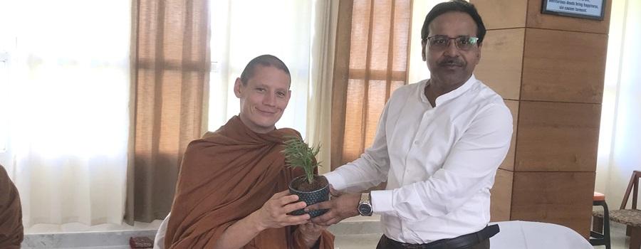 PEC Hosts Buddhist Monks for Session