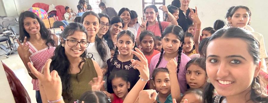 Rotaract’s Visit to Jyoti Sarup Kanya Asra Society