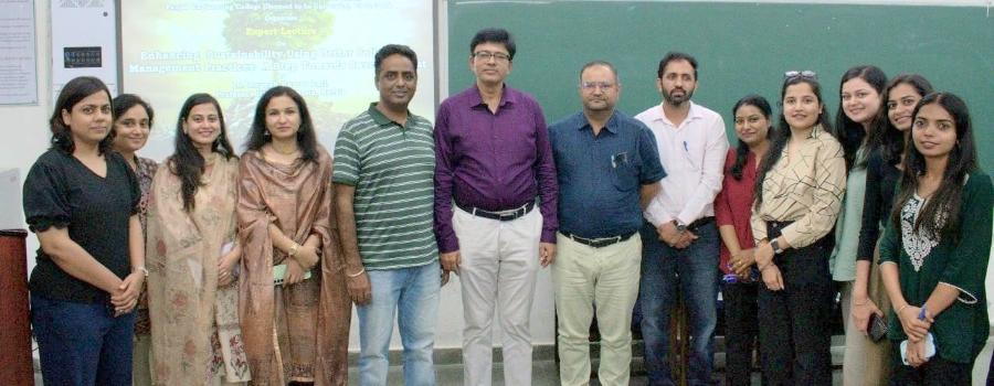  CMH at PEC Hosts Expert Talk 