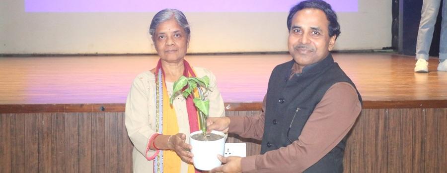 PEC Organises Mental Health Awareness Session 