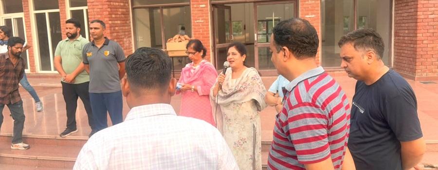 Prabhat Pheri organized at PEC