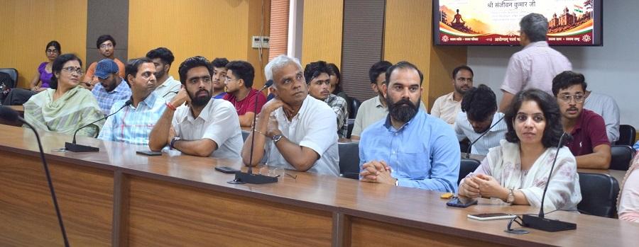 Special lecture Organized by PEC